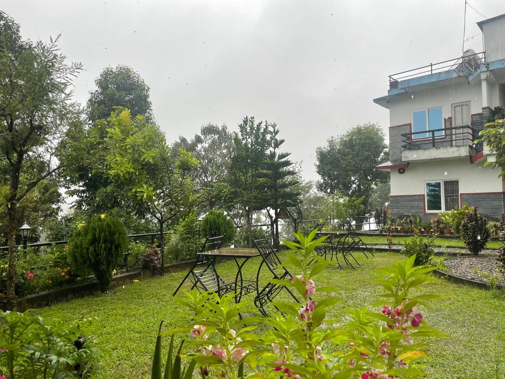 Deorāli Himalaya Serene View Guest House & Farm Stay מראה חיצוני תמונה